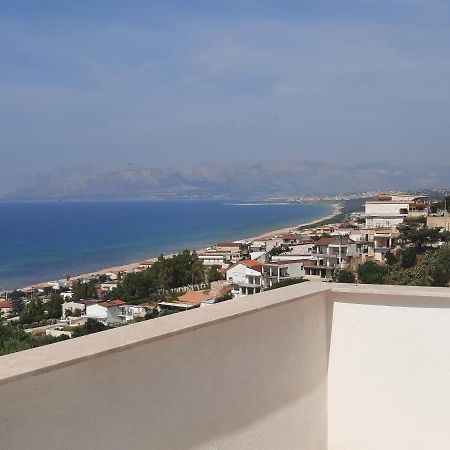 Вилла Casa Francesca Алкамо Экстерьер фото